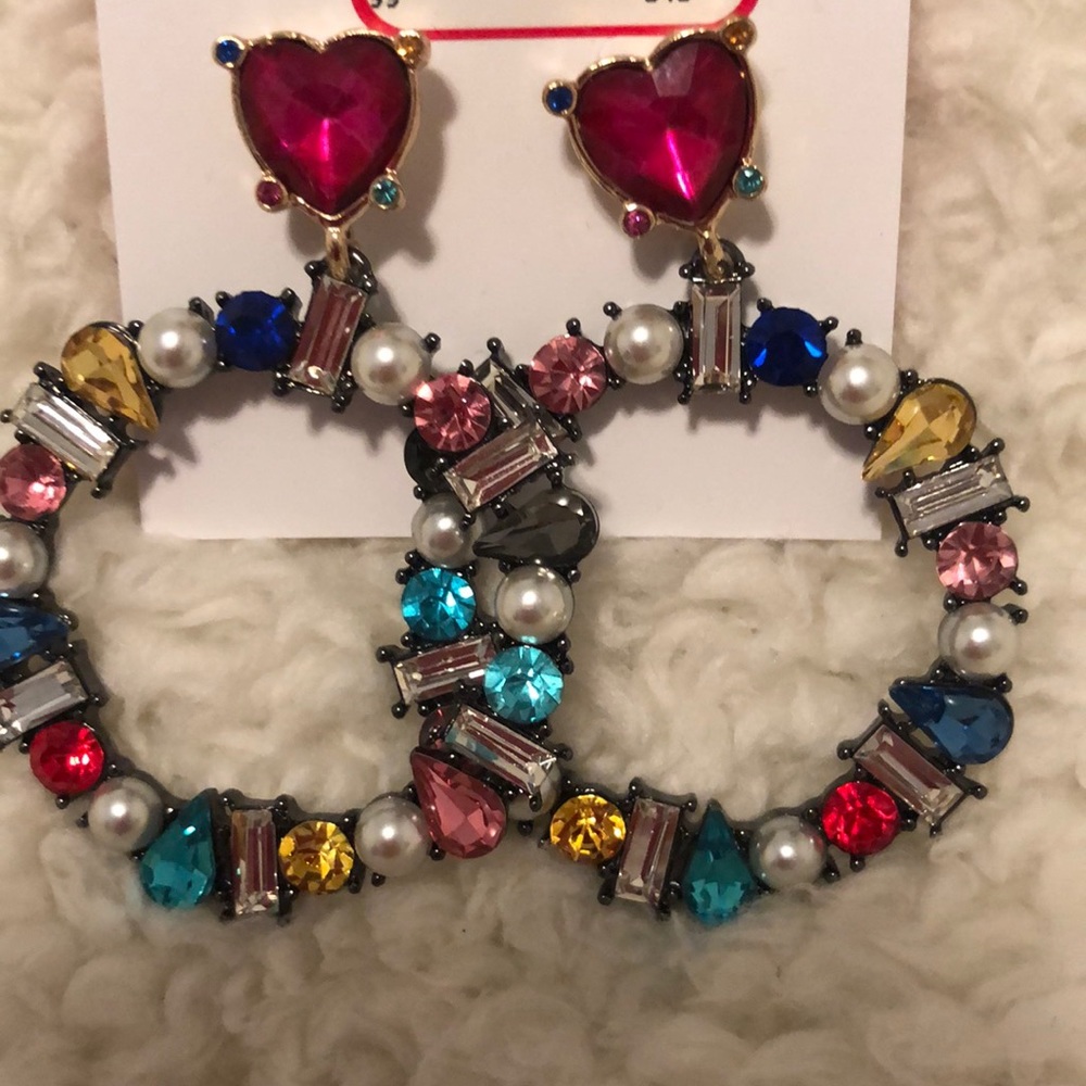 Gorgeous heart earrings for Valentine’s Day